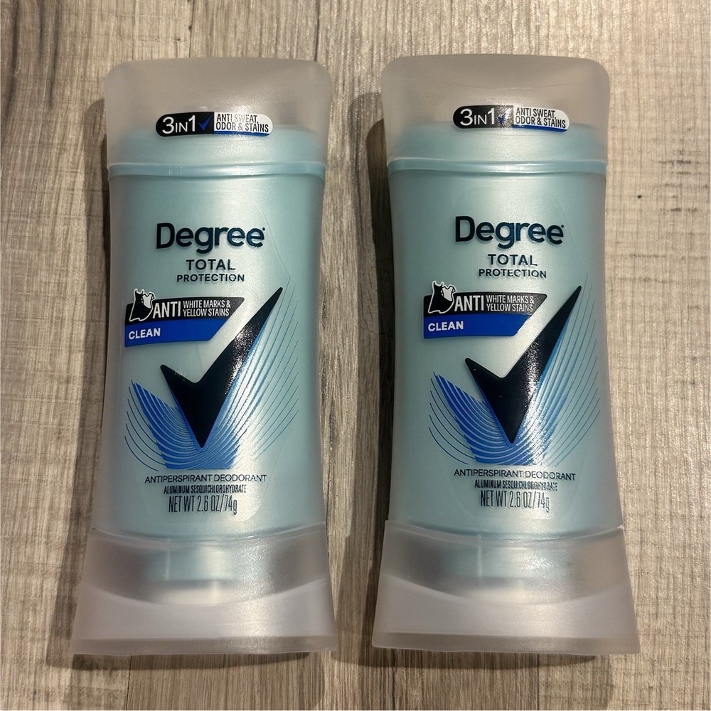 Degree Total Protection Clean Stick Antiperspirant 3-in-1 2.6oz